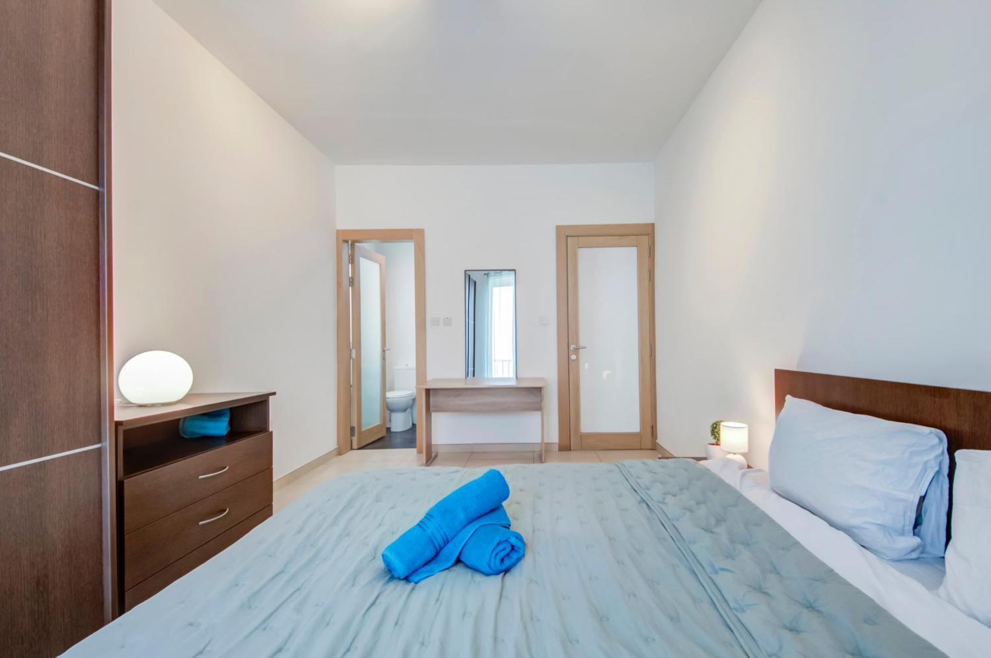 Modern 2Br Apt With Balconies In St Julians, Paceville - Apt 5 By Vaganza Saint Julian's ภายนอก รูปภาพ